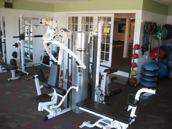 Unique Fitness & Massage Therapy LLC