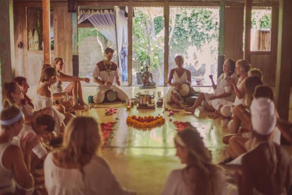 School Yoga Institute