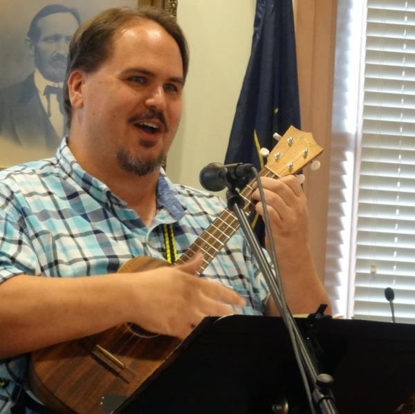 Ukulele Play