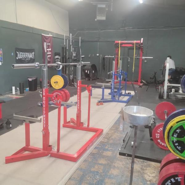 Red-Kilo Barbell and Fitness