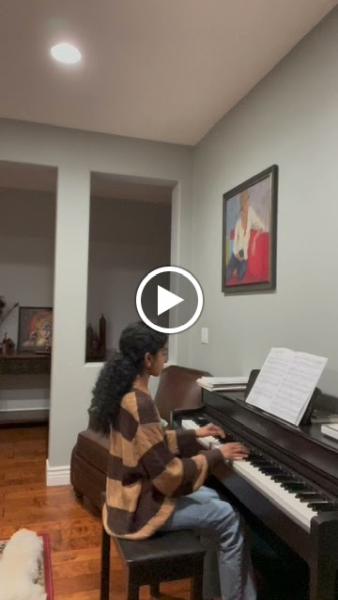 Open Ceiling Studio Piano Lessons
