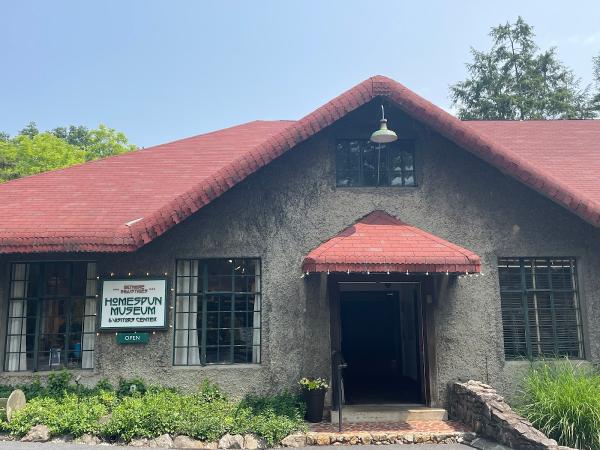 Iyengar Yoga Asheville