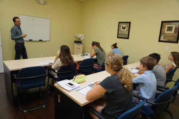 Elliston School of Languages