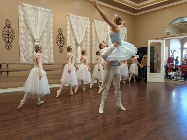 En Pointe School of Ballet