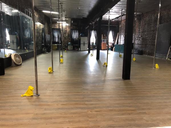 Flaunt Fitness West
