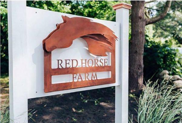 Red Horse Farm