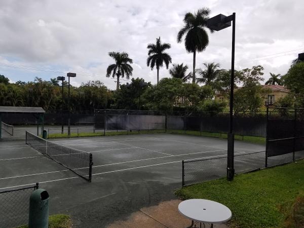 Coral Oaks Tennis Club