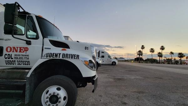 ONE Stop CDL Driver Training LLC