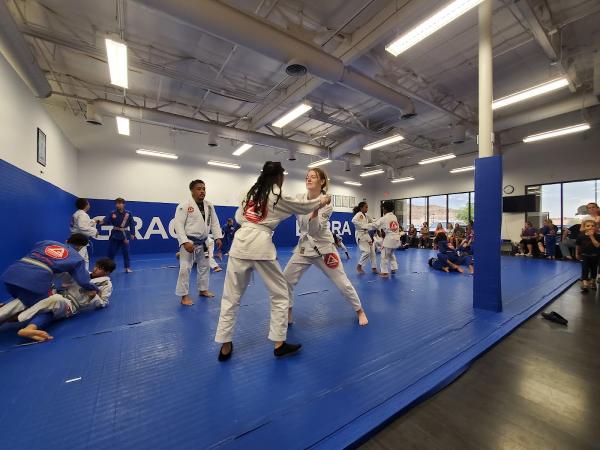 Gracie Barra Ahwatukee Brazilian Jiu-Jitsu and Self Defense