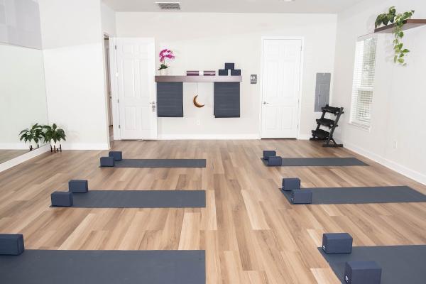 Moonshine Yoga Cedar Park