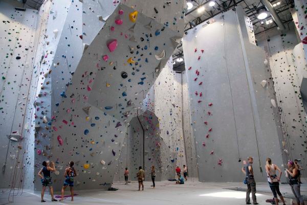 Mesa Rim Climbing Center (Mission Valley)