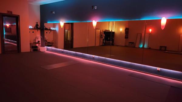 Unwind Yoga