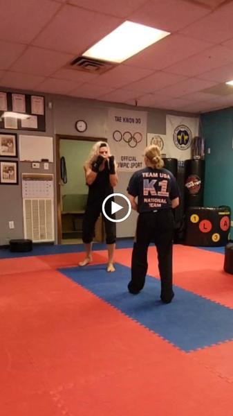 Bateman's USA Taekwondo Expert Karate & Kickboxing