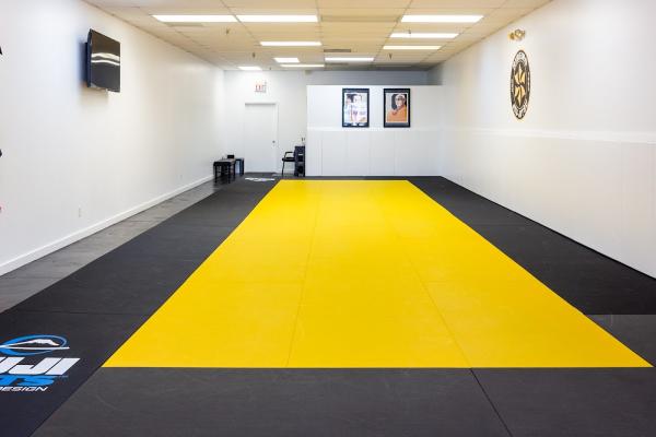 Sarasota BJJ / Six Blades Jiu Jitsu