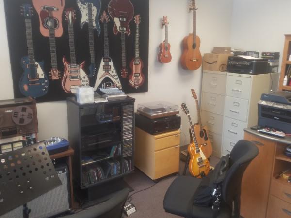 Tom Peters Guitar School