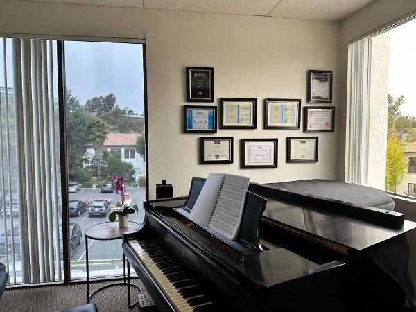 Piano Studio “pianissimore”