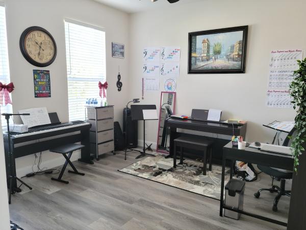 Nina's Piano & Voice Studio