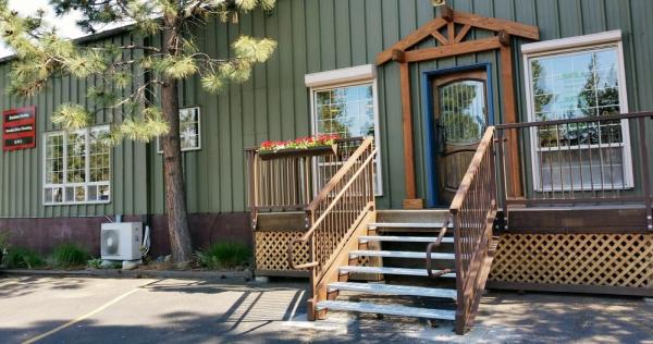 Dance With Travis Dance Studio