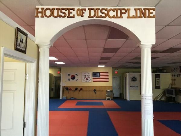 Yong Taekwondo Martial Arts School
