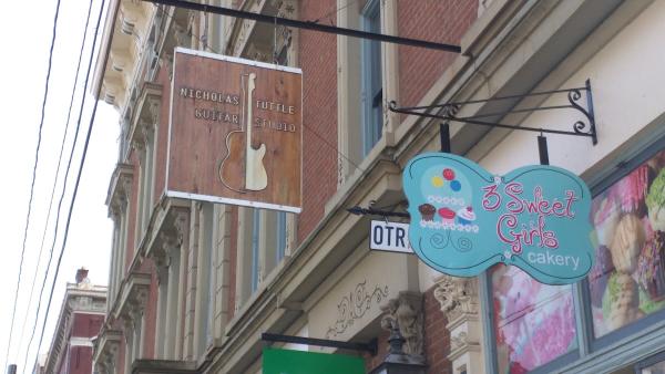 Nicholas Tuttle Guitar Studio