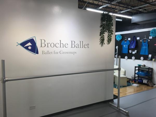 Broche Ballet (Bannock Studio)