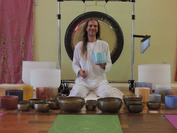 Ananda Yoga at Vitalichi Acupunture