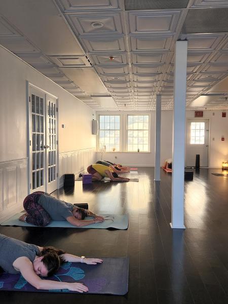 Hot on Bank New London Yoga