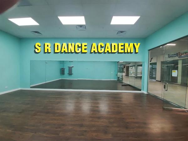 S R Dance Academy