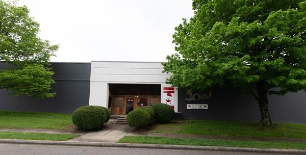 Sin Thé Karate School