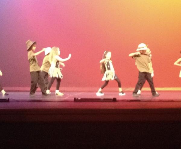 AV Dance Studio 81