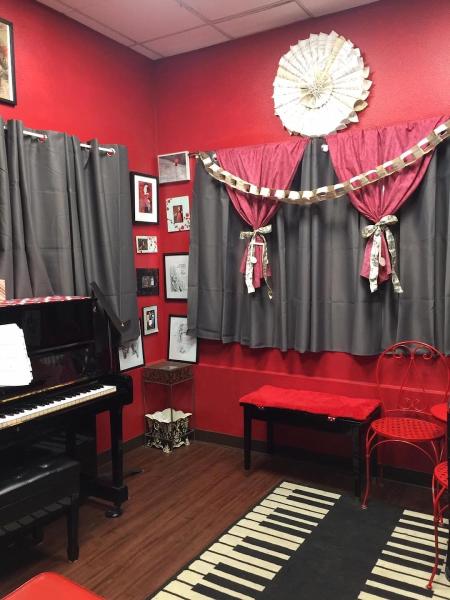 Bloom Studio: Piano and Voice Lessons