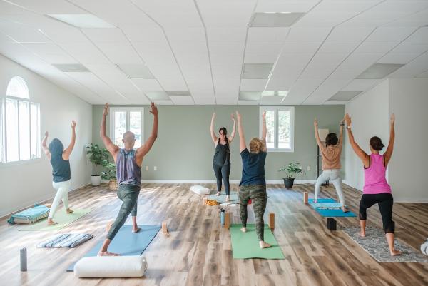 Guiding Tree Yoga