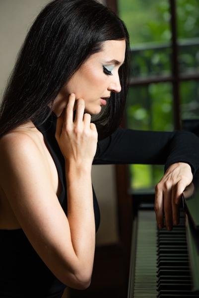 Elizabeth Churchya Piano Lessons