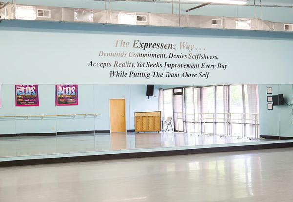 Expressenz Dance Center
