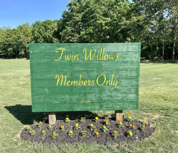 Twin Willows Par 3 Golf