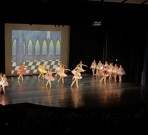 The Moving Company Dance Center