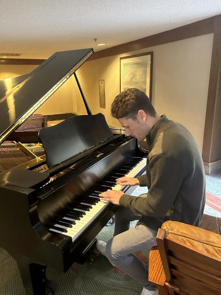 Ryan Sloan Piano Lessons