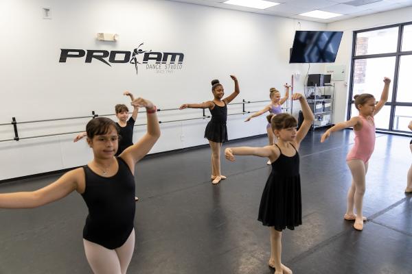 Proam Dance Studio