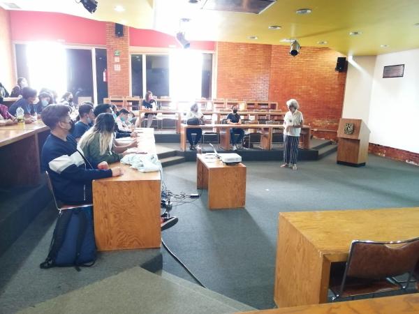 Vámonos Spanish Translations and Tutoring