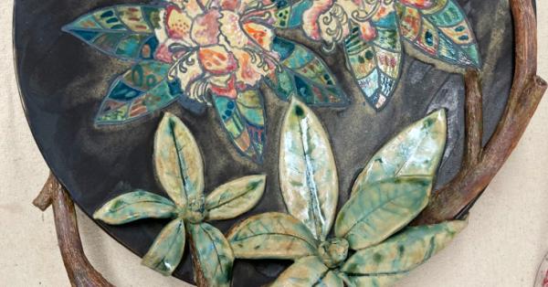 Chickadees Pottery and Vacation Rentals