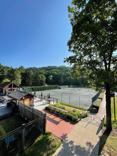 Fox Chapel Racquet Club