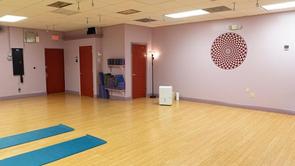 Hot Yoga Largo