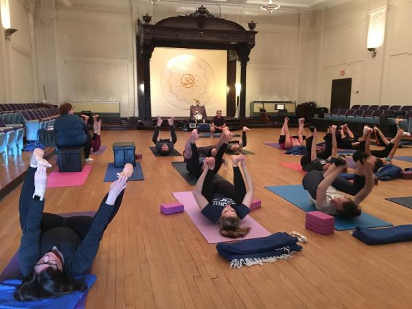 Blue Pearl Yoga