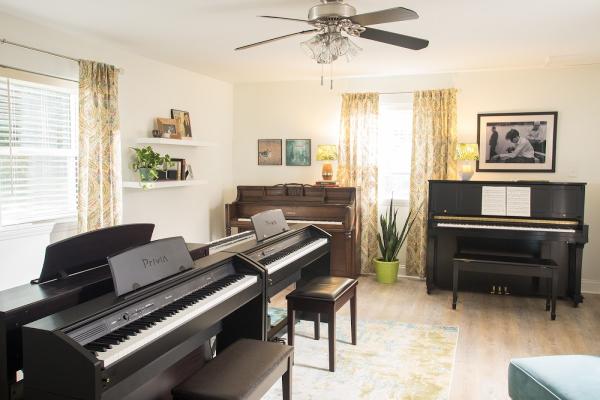 Jordan Kvanvig Piano Studio