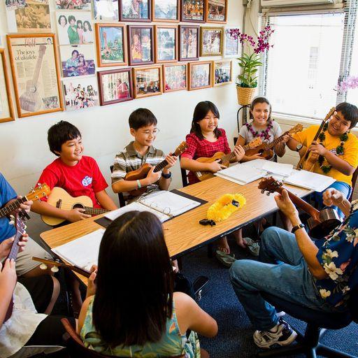 Roy Sakuma Ukulele Studio