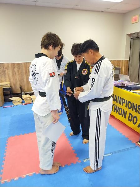 Yi Champions Taekwondo Academy