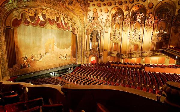 Los Angeles Theatre