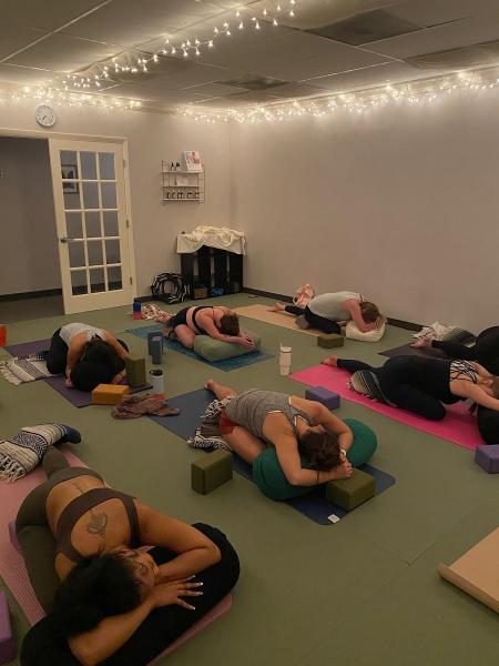 Meraki Mama Collective: Prenatal Yoga & Doula Services