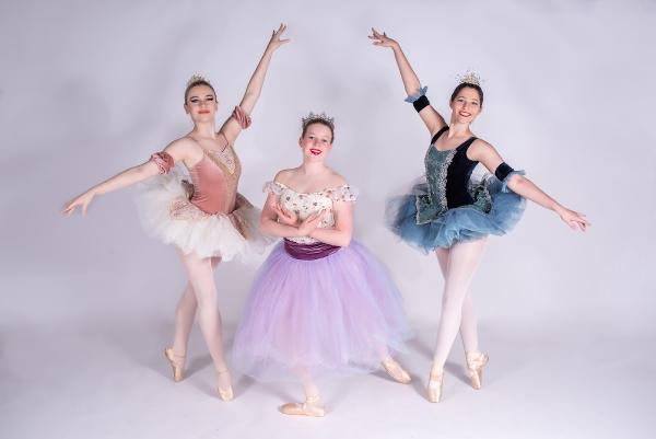 Fellom Ballet School