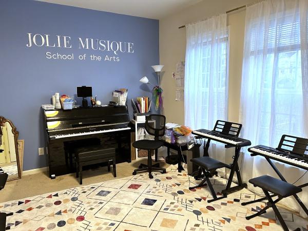 Jolie Musique School of the Arts